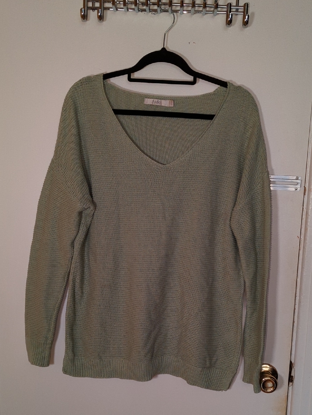Twik V-Neck Sweater in Sage Green